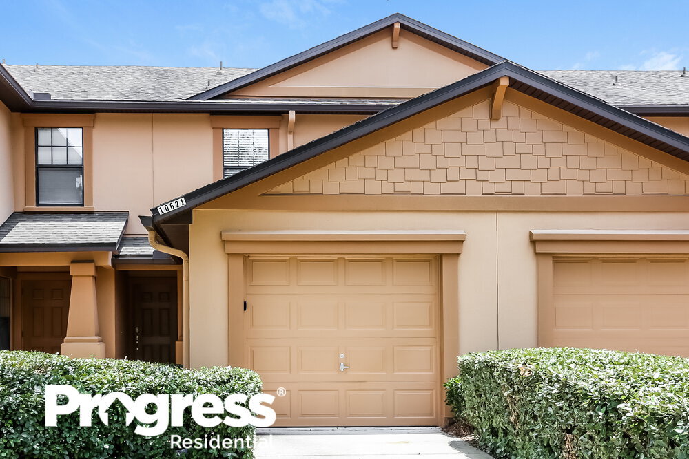 Foto principal - 10621 Academy Park Dr