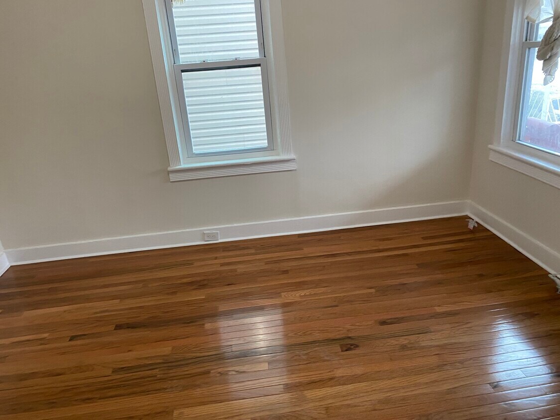 Foto principal - 57 Crescent Ave