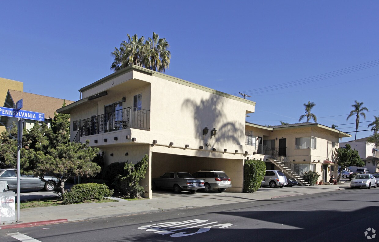 Building Photo - 316-320 Pennsylvania Ave