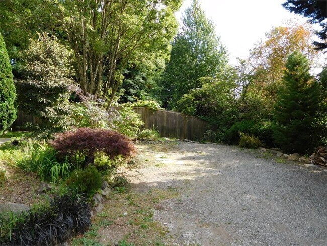 Foto del edificio - 2 bedroom in Renton WA 98059