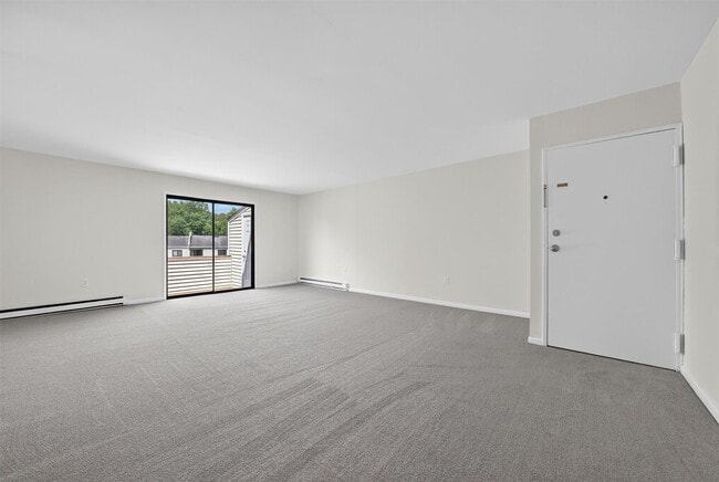 Building Photo - 16 Scarborough Ln