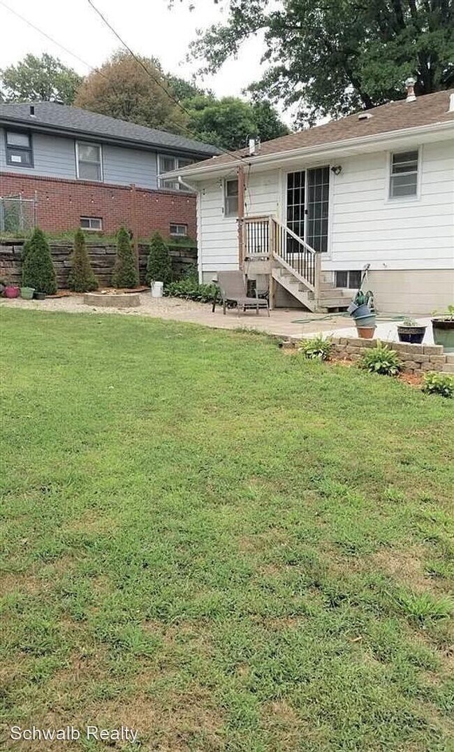 2 br, 1 bath House 6226 Oak St House Rental in Omaha, NE