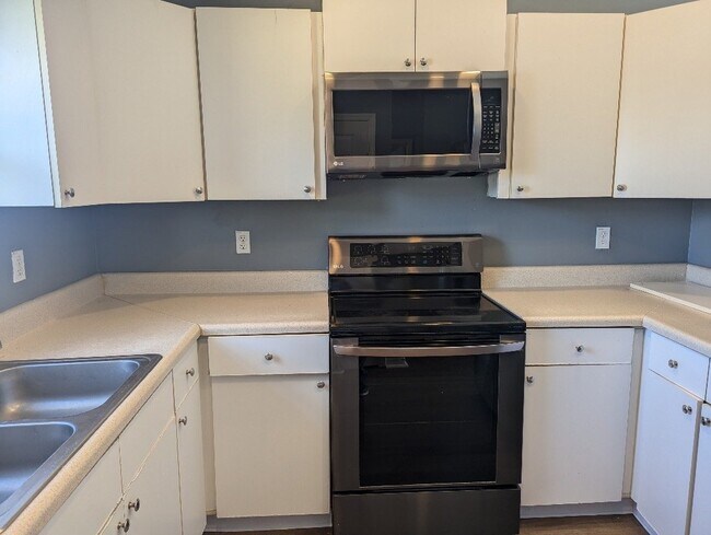 Foto del edificio - 2407 Mansfield Ave S