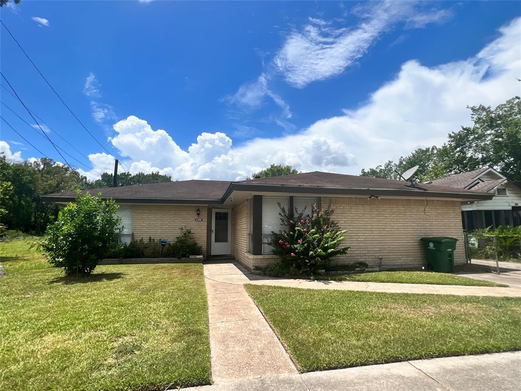 Primary Photo - 6705 Lockwood Dr