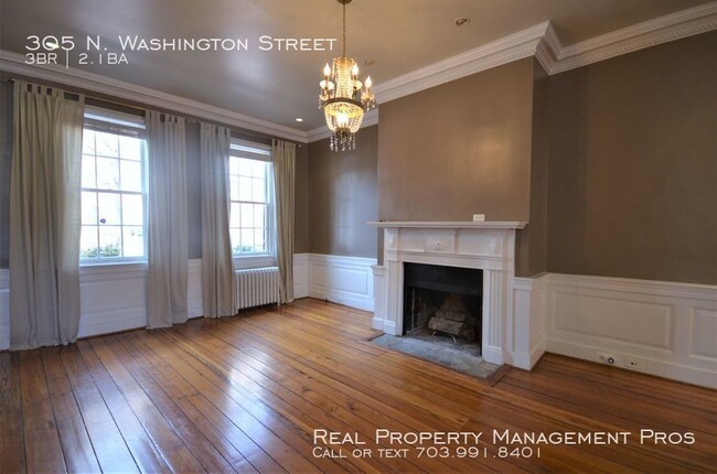 Building Photo - Fabulous Townhouse in Oldtown!