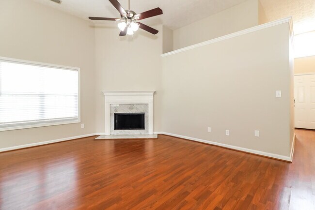 Building Photo - 140 Princeton Ct