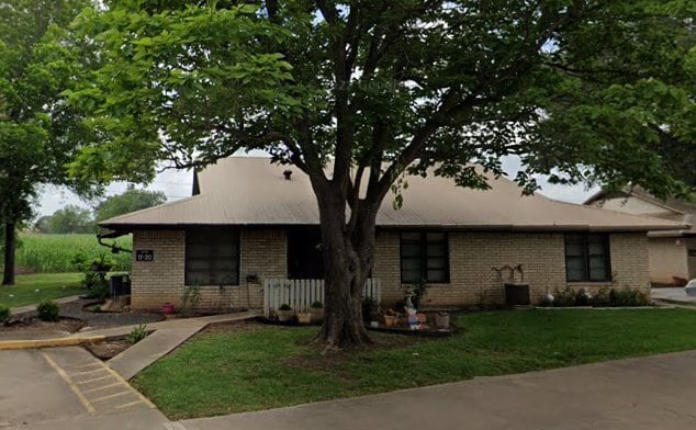 Foto del edificio - 301 Grace Ln