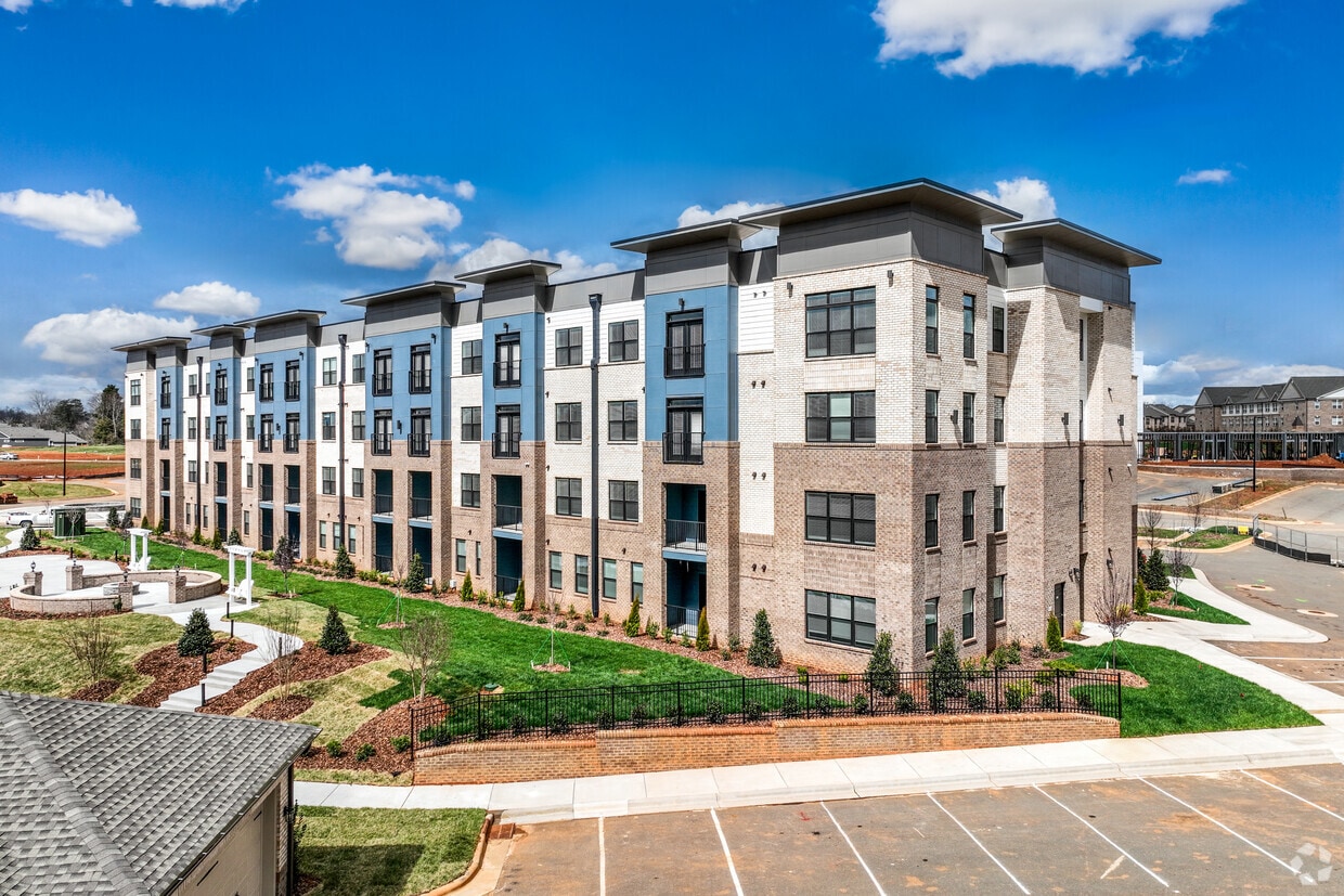 Keystone Mebane Towne Townhomes for Rent Mebane, NC