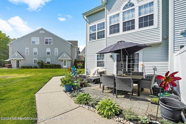 Foto del edificio - 57 Phoenix Ct