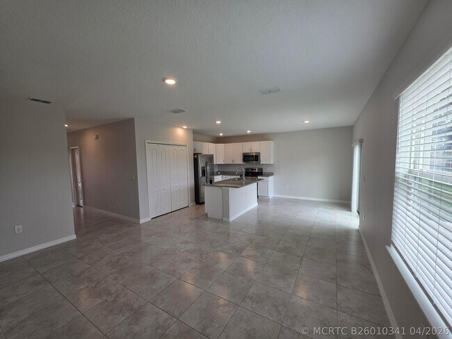 Foto del edificio - 2037 SW McAllister Ln