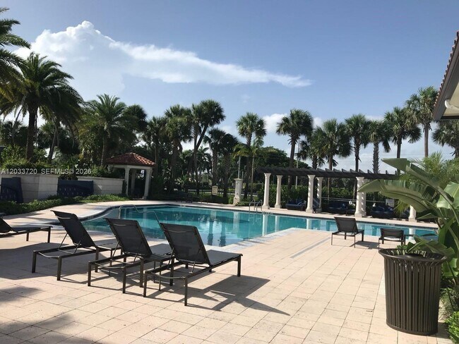 Foto del edificio - 11324 SW 15th St