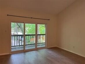 Building Photo - 11711 Memorial Dr