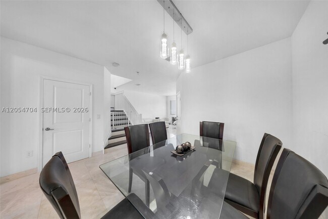 Foto del edificio - 20674 NE 2nd Ct