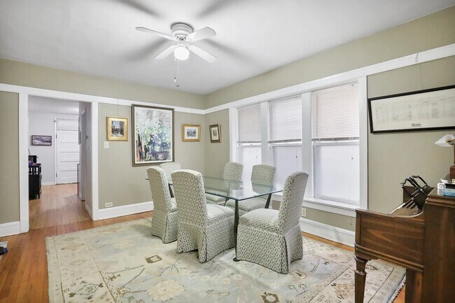 Foto del edificio - 5007 N Winchester Ave