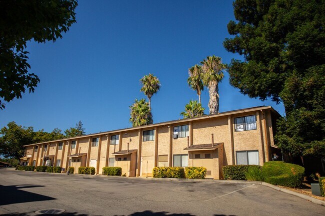 Foto del edificio - Joshua Tree Apartments