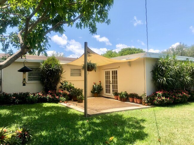 Foto del edificio - 9171 SW 192nd Dr