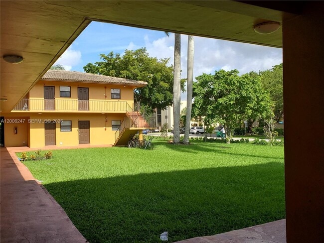 Foto del edificio - 9203 NW 38th Dr