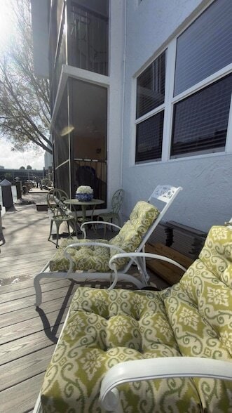 Photo - 777 S Federal Hwy Apartment