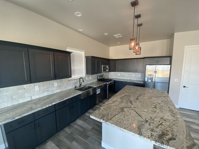 Foto del edificio - Laughlin Ranch Pool Home