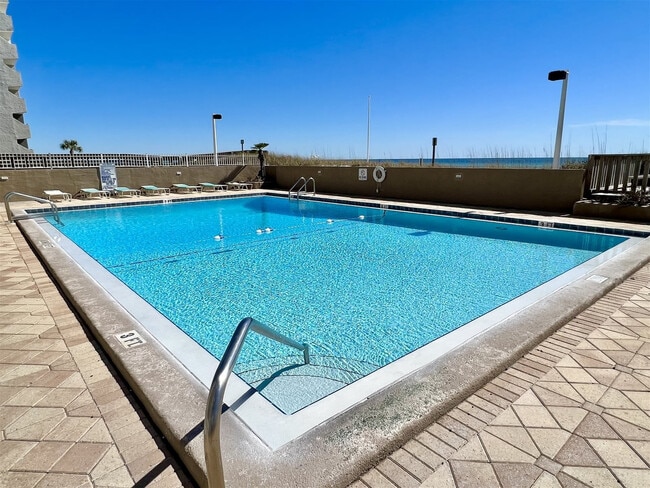 Building Photo - 770 Sundial Ct