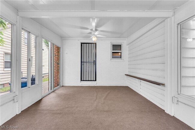 Foto del edificio - 15024 Judson Dr