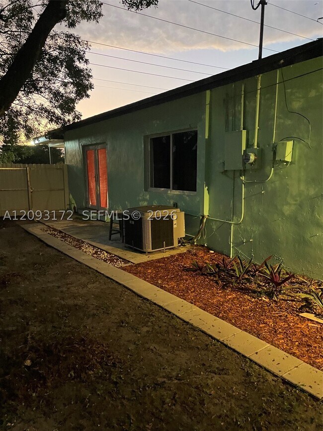 Foto del edificio - 500 NW 31st Ave
