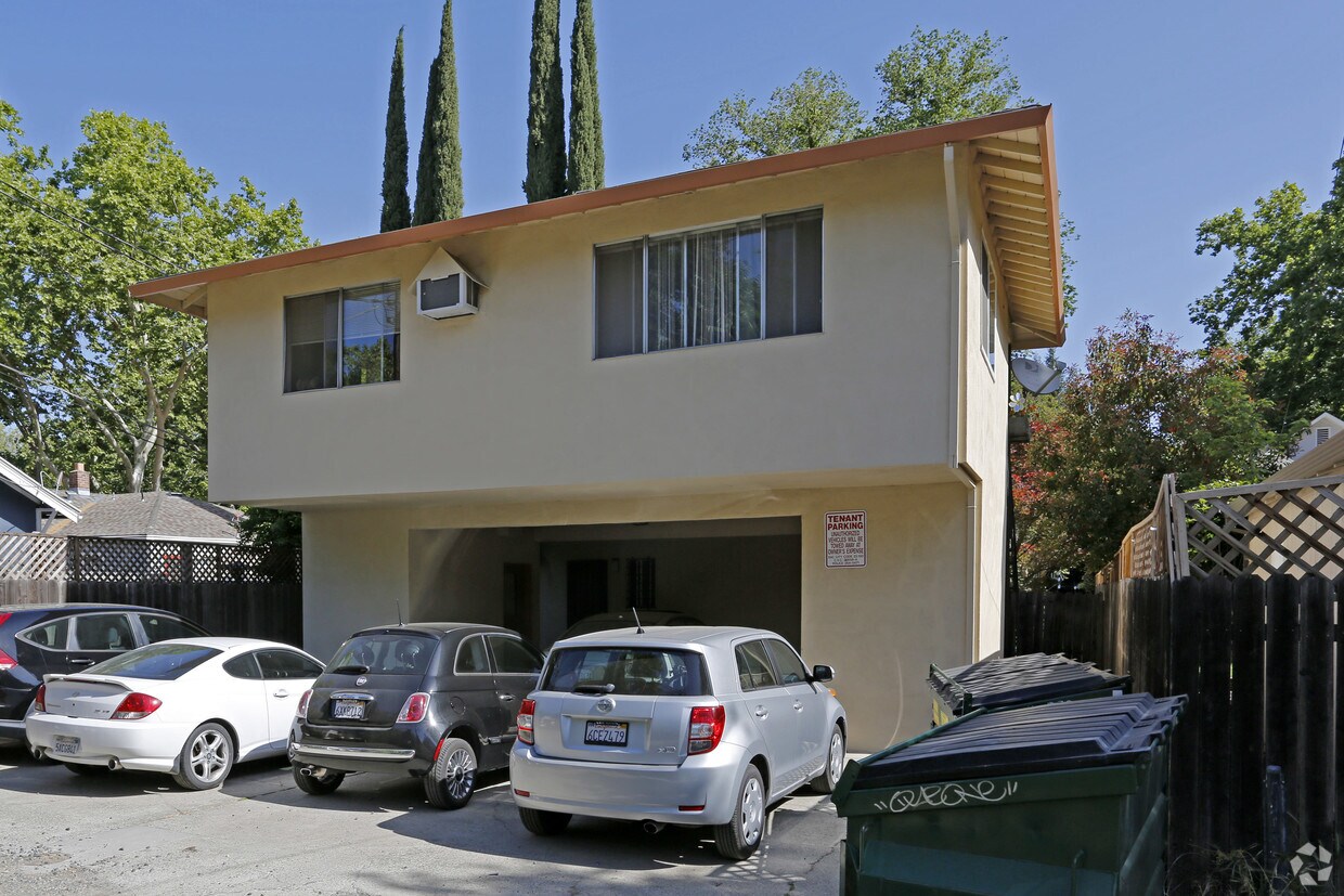 Foto del edificio - 2610 D St
