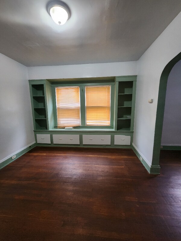 Building Photo - 11911 Hamlen Ave