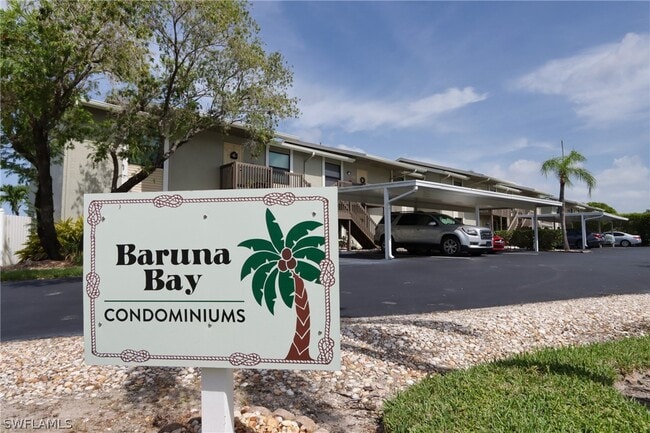 Building Photo - 4708 SW 8th Pl