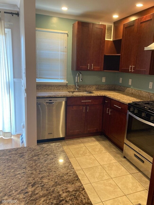 Building Photo - 2 br, 1 bath House - 157 Hessian Hills Way #4
