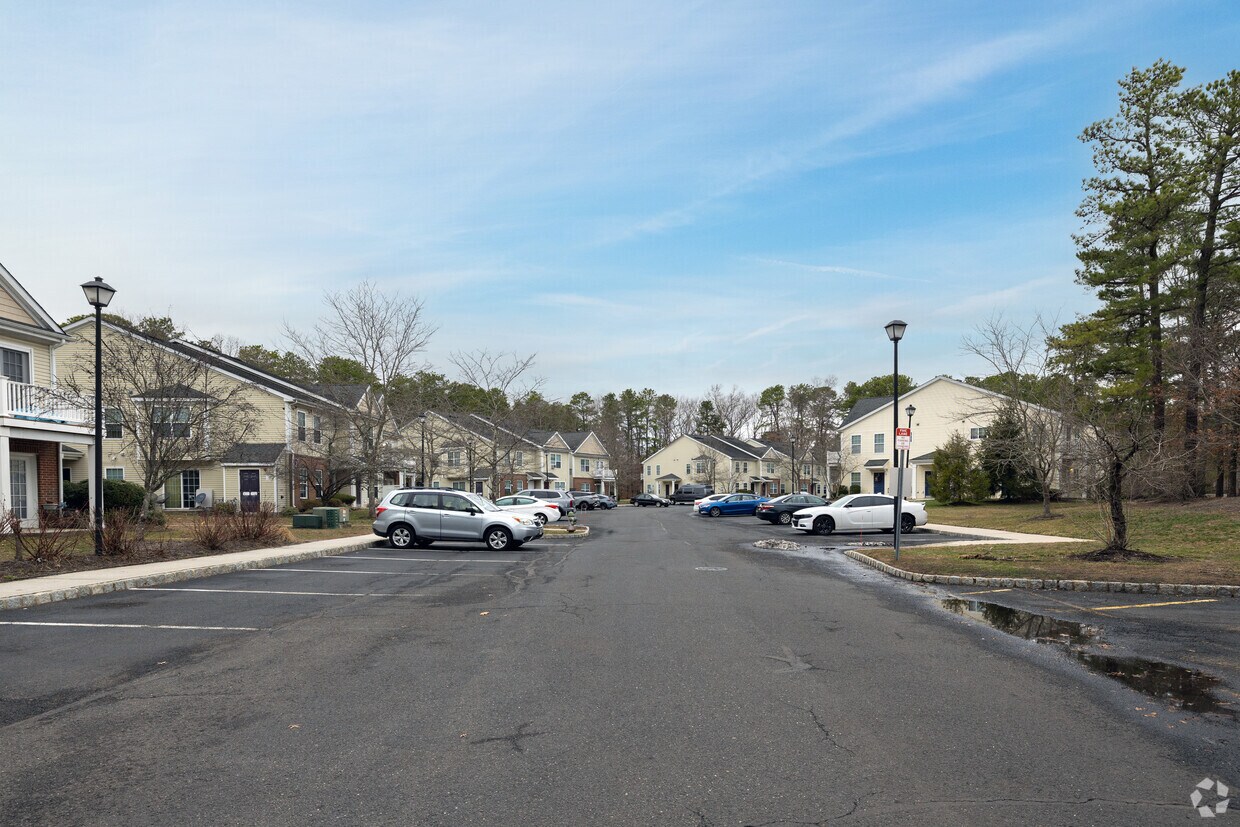 Foto del edificio - Willow Point Apartments