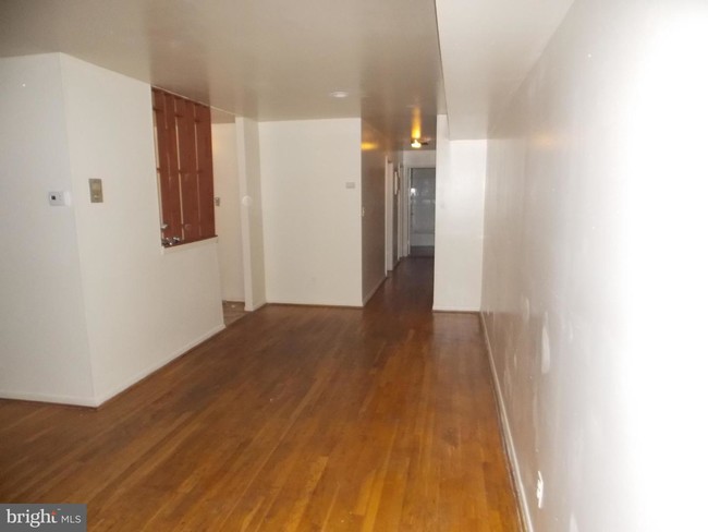 Building Photo - 3901 Groveland Ave