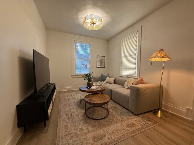 Foto del edificio - 4128 N Montana Ave