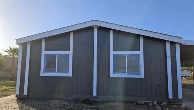 Building Photo - 3253 Calanda St
