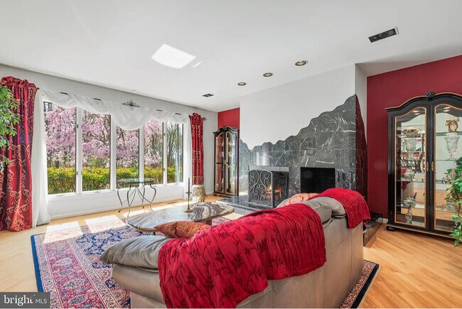Foto del edificio - 4233 Buckskin Wood Dr