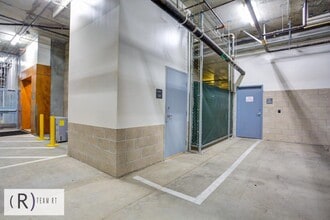 Building Photo - 1705 Ocean Ave