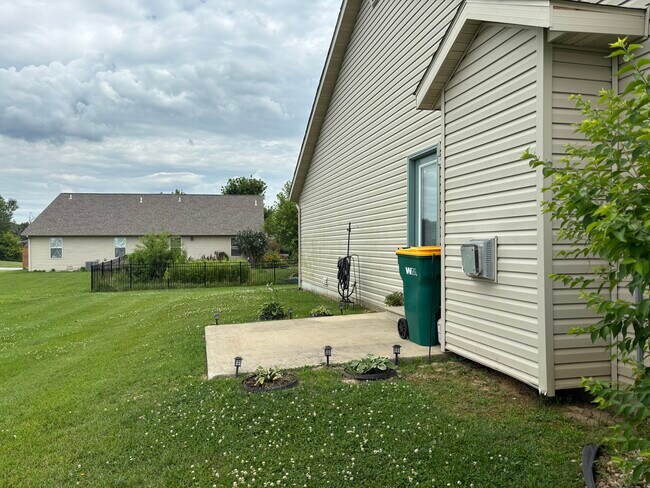 Foto del edificio - 10961 Upland Terrace Dr