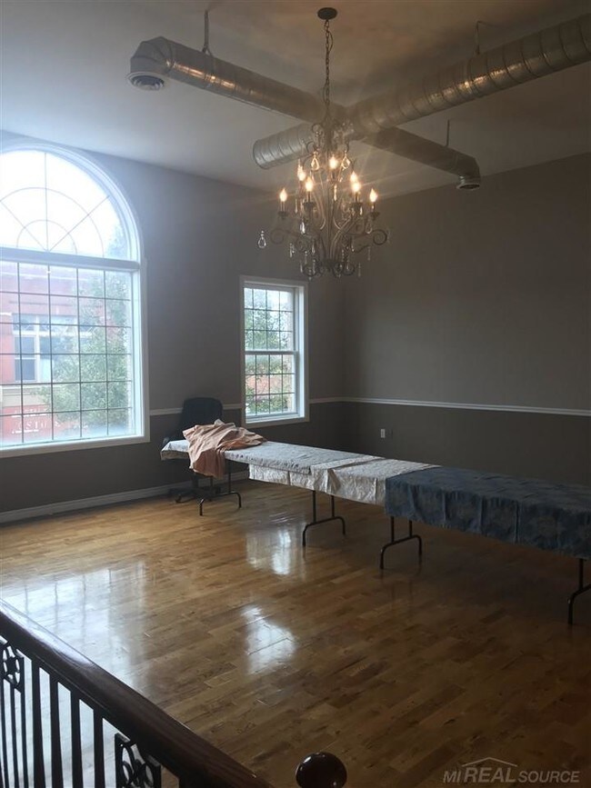 Foto del edificio - 7765 Auburn Rd