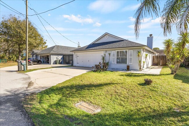 Building Photo - Atlantic Beach Pool Home!