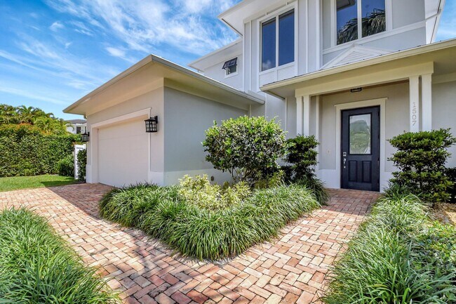 Foto del edificio - 1507 Pine Ln
