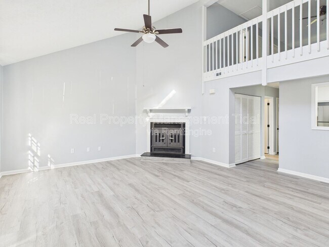 Foto del edificio - 121 Tidal Dr