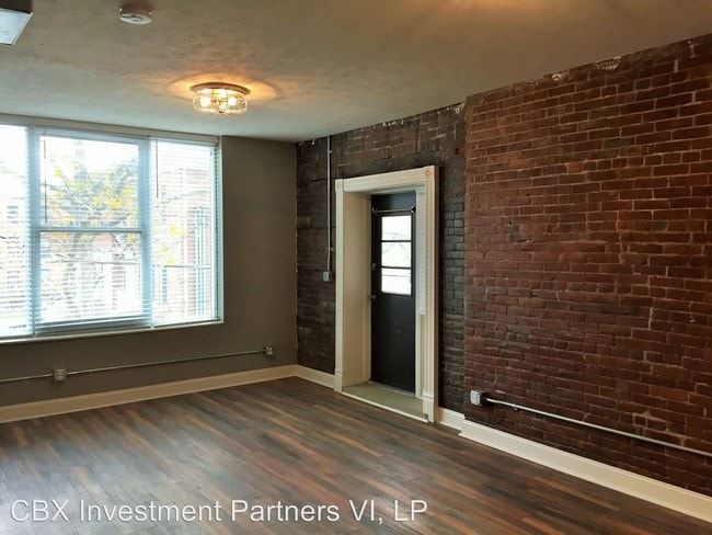 Building Photo - 5719 E Liberty Blvd