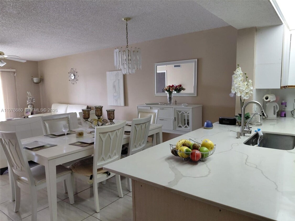 Building Photo - 13001 SW 11th Ct