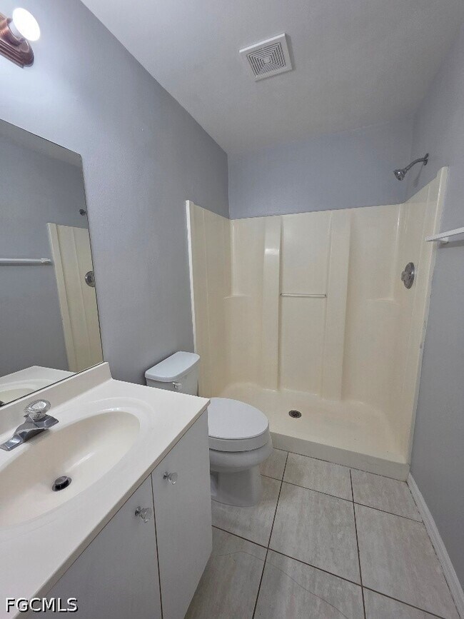 Foto del edificio - 4836 Golfview Blvd