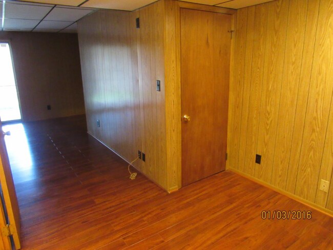 Building Photo - 3813 Bonnybridge Pl