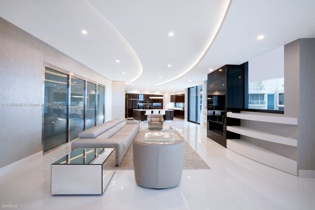 Foto del edificio - 3 br, 4.5 bath Condo - 18555 Collins Ave A...