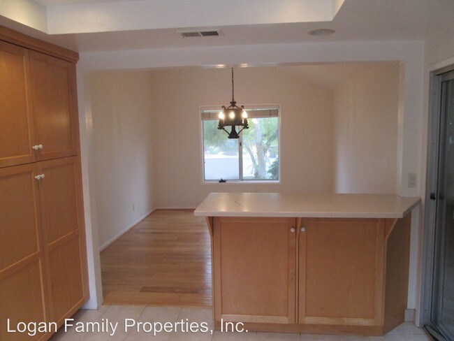 Building Photo - 4 br, 3 bath House - 10684 Brookview Lane