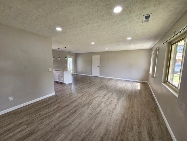 Building Photo - 7779 Cedar Wood Cir