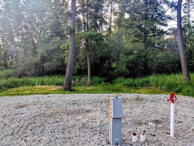 Building Photo - 121 Wilderness Trail