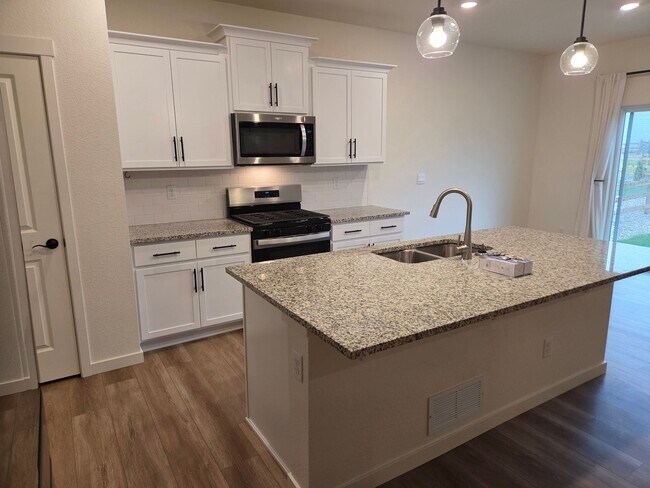 Foto del edificio - Great home in new Monument development